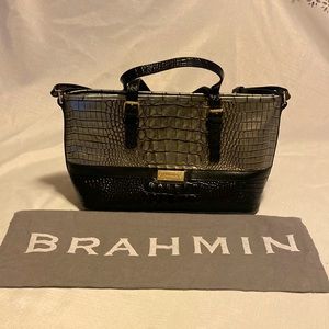BRAHMIN EUC Melbourne Black and Silver purse 12 x 8 x 4. May be a Mini Asher.